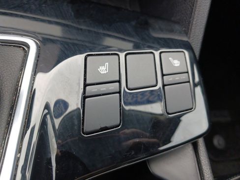 Used 2024 Kia Sportage EX image 20