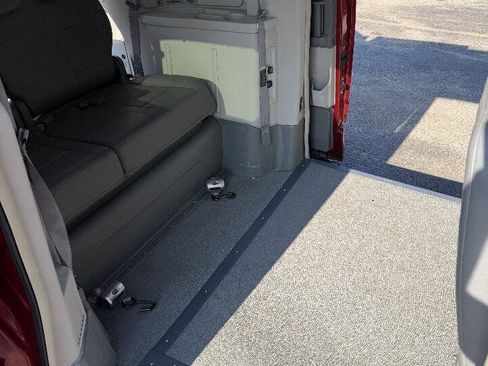 Used 2008 Dodge Grand Caravan SXT FWD image 17