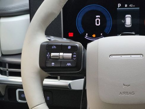 New 2026 Hyundai Santa Fe SEL FWD image 16