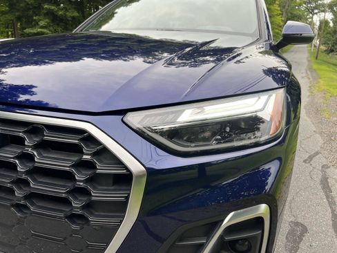 Used 2022 Audi Q5 2.0T Premium Plus w/ Premium Plus Package AWD/4WD image 25