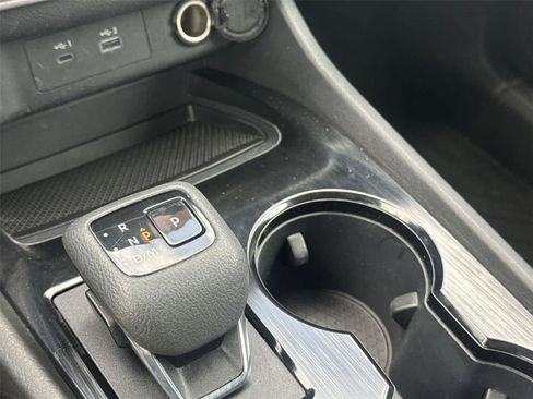 Used 2023 Nissan Rogue S AWD/4WD image 26