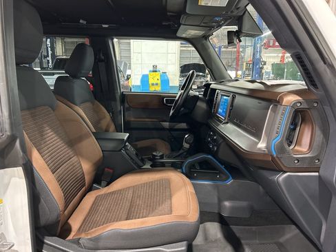 Used 2021 Ford Bronco Outer Banks AWD/4WD image 39
