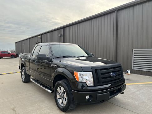 Used 2012 Ford F150 STX w/ STX Decor Pkg image 1