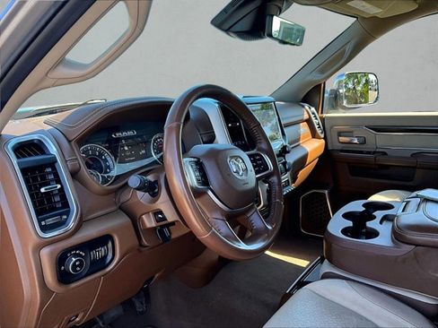 Used 2022 RAM 3500 Laramie AWD/4WD image 14