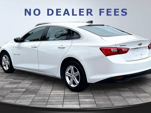Used 2023 Chevrolet Malibu LS FWD image 4