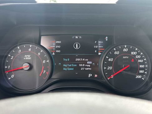 Certified 2018 Chevrolet Camaro SS RWD image 24