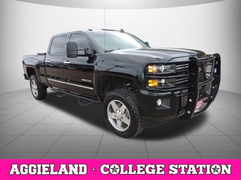 Used 2016 Chevrolet Silverado 2500 LT w/ Custom Sport Edition image 3