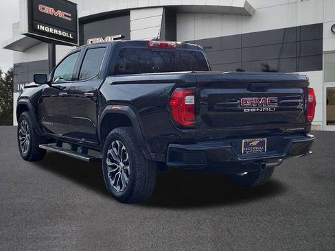 Used 2023 GMC Canyon Denali image 4