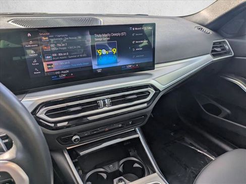 Used 2023 BMW 330e 330e w/ M Sport Package image 15