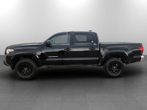 Used 2022 Toyota Tacoma SR5 image 9