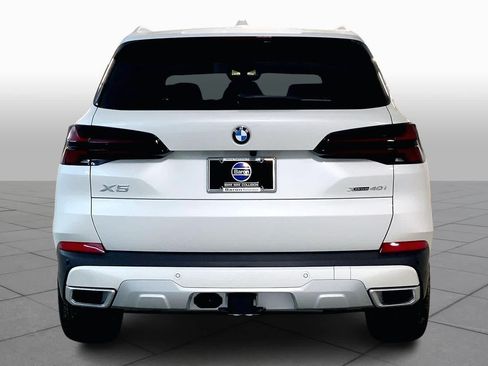 Used 2026 BMW X5 xDrive40i AWD/4WD image 4