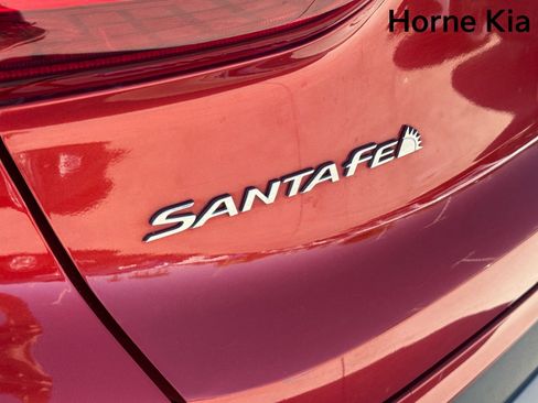 Used 2019 Hyundai Santa Fe Limited FWD image 28