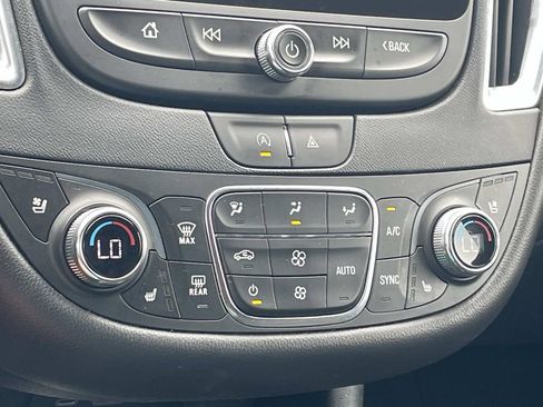 Used 2023 Chevrolet Malibu LT w/ Redline Edition FWD image 21