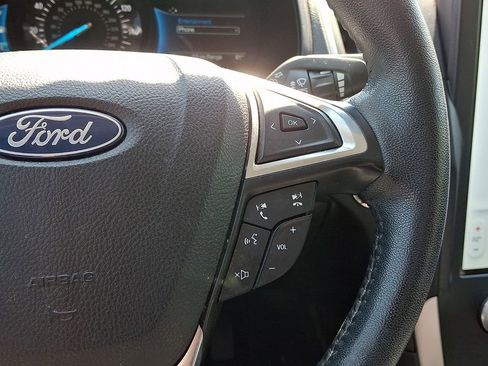 Used 2022 Ford Edge SEL w/ Convenience Package AWD/4WD image 23