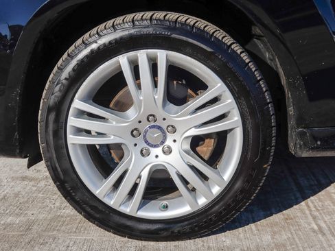 Used 2015 Mercedes-Benz GLK 350 4MATIC image 27