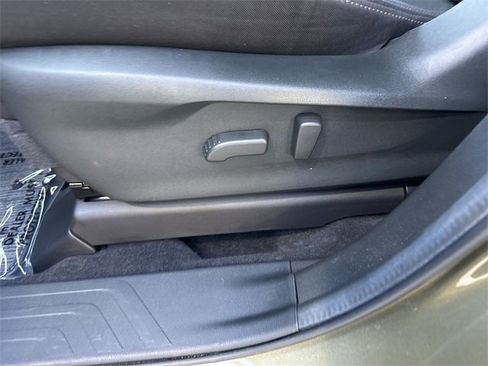 Certified 2025 Subaru Ascent Premium image 12