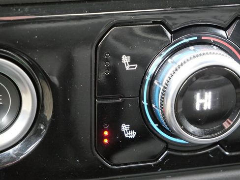 Used 2022 GMC Sierra 1500 Elevation w/ LPO, Elevation Black Package image 28