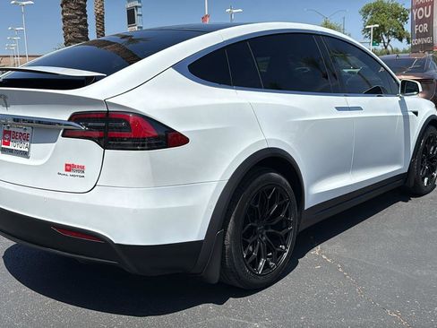 Used 2019 Tesla Model X Long Range AWD/4WD image 7
