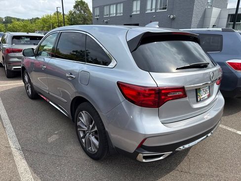 Used 2018 Acura MDX SH-AWD w/ Technology Package image 2