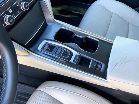 Used 2018 Honda Accord EX-L image 15