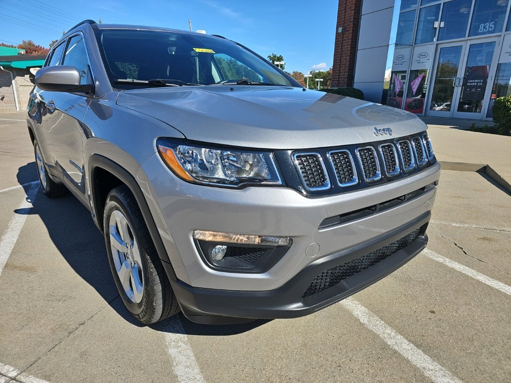 Certified 2020 Jeep Compass Latitude w/ Popular Equipment Group FWD image 4
