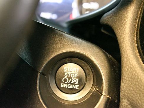 Used 2021 Jeep Compass Limited AWD/4WD image 23