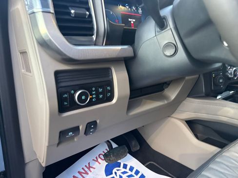 Used 2025 Ford F350 Platinum w/ Platinum Plus Package image 34