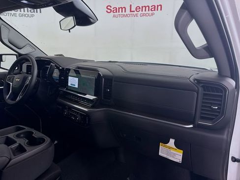 New 2026 Chevrolet Silverado 1500 LT image 30