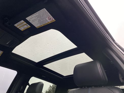 Used 2026 Ford F250 Platinum image 9