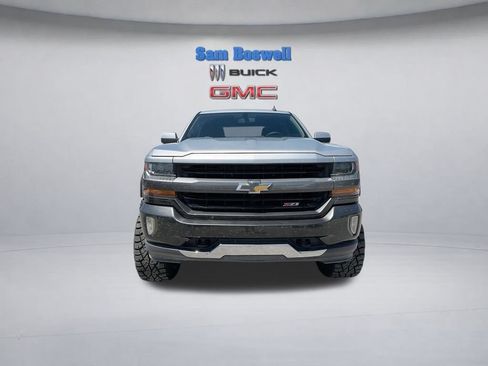 Used 2017 Chevrolet Silverado 1500 LT w/ All Star Edition AWD/4WD image 5