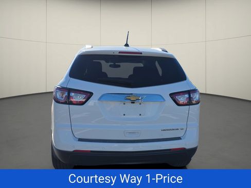 Used 2016 Chevrolet Traverse LT FWD image 9