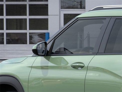 New 2026 Chevrolet TrailBlazer LT w/ LPO, Blackout Package image 12