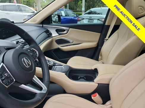 Used 2024 Acura RDX SH-AWD image 16