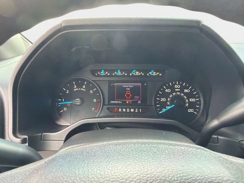 Used 2017 Ford F150 XL w/ Equipment Group 101A Mid RWD image 26