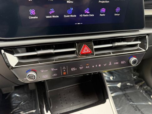 Used 2023 Kia Niro Wind FWD image 26