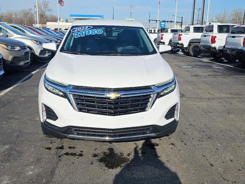 Certified 2024 Chevrolet Equinox LT w/ LPO, Floor Liner Package image 2