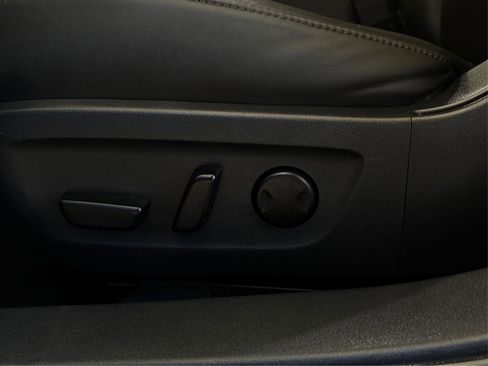 Used 2023 MAZDA MAZDA3 Hatchback w/ Appearance Package image 30