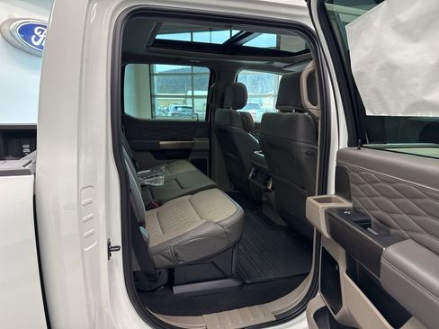 New 2026 Ford F250 Platinum w/ Platinum Plus Package image 17