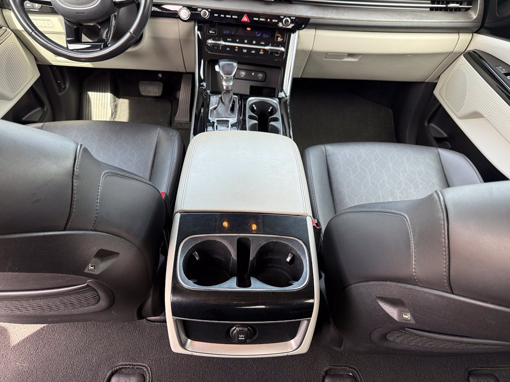 Used 2022 Kia Carnival EX FWD image 27