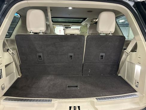 Used 2021 Lincoln Navigator Reserve w/ Luxury Package AWD/4WD image 28