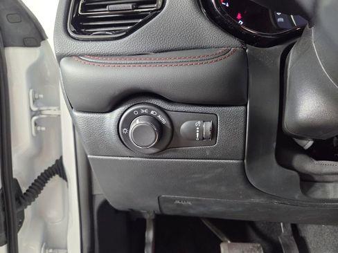 Certified 2025 Dodge Durango GT w/ Blacktop Package image 20