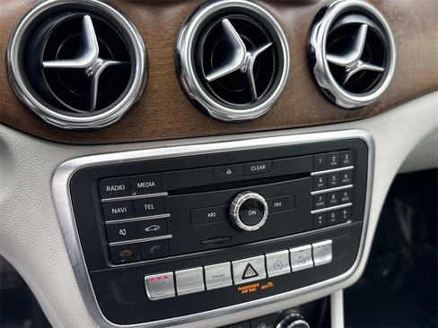 Used 2019 Mercedes-Benz GLA 250 image 5