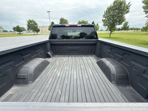 Used 2024 GMC Sierra 1500 Elevation AWD/4WD image 12