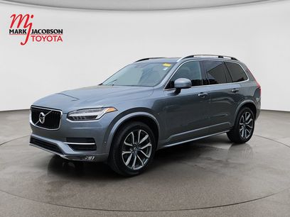 Used 2019 Volvo XC90 T5 Momentum w/ Advanced Package