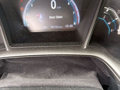 Used 2019 Honda Civic EX image 6