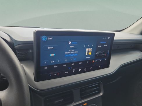 Used 2025 Ford Maverick XL FWD image 27