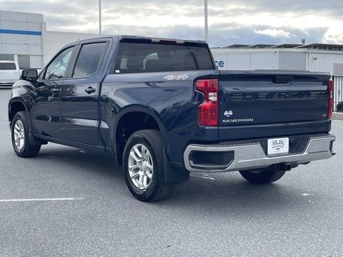 Used 2022 Chevrolet Silverado 1500 LT image 11