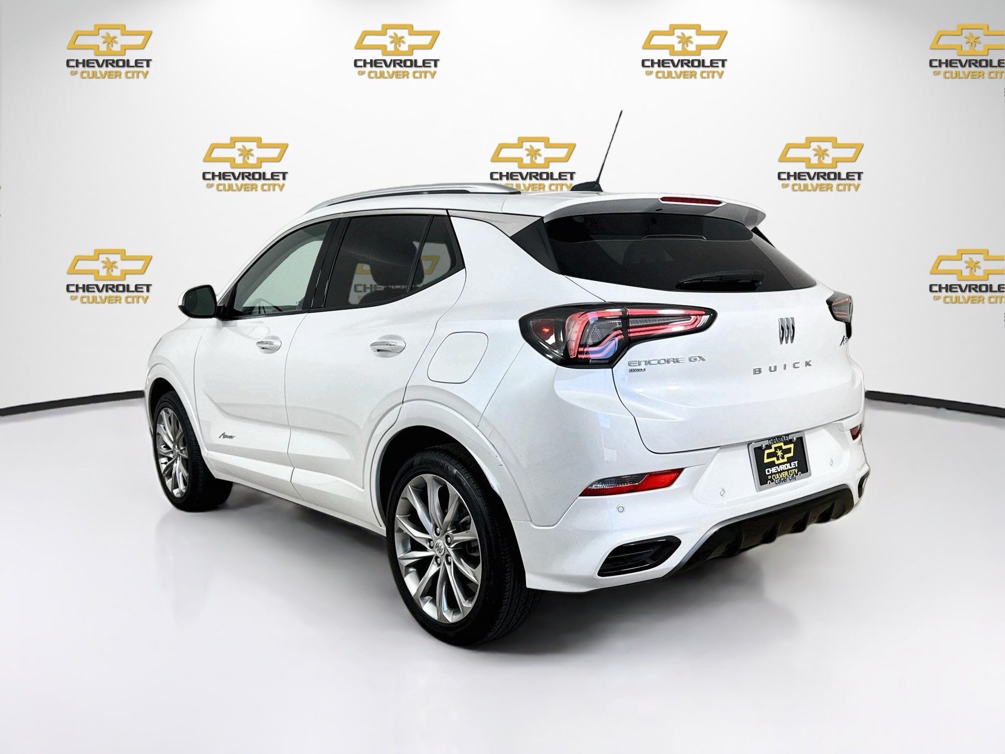 Used 2024 Buick Encore GX Avenir w/ Avenir Convenience Package AWD/4WD image 6