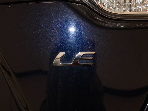 Used 2024 Toyota Corolla LE image 33