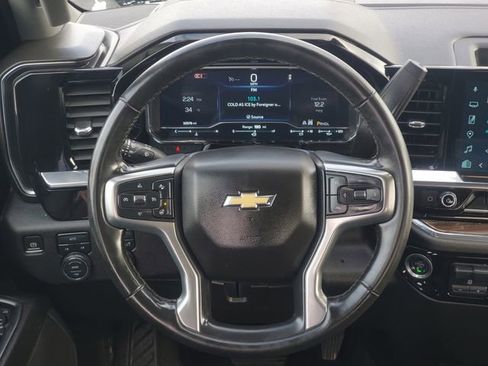 Used 2025 Chevrolet Silverado 1500 LT image 27